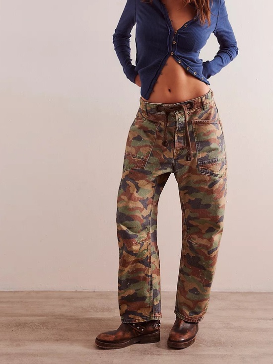 We The Free Denim - We The Free CAMO Moxie Printed Low Slung Barrel Jeans, NWOT
